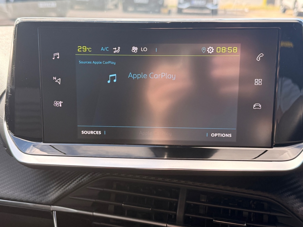 Peugeot e-2008 100Kw Active Premium 50Kwh Estate Grey #3