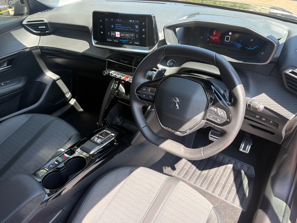 Peugeot 208 1.2 Puretech 130 Allure Premium Eat8 GJ23DZE Grey #2