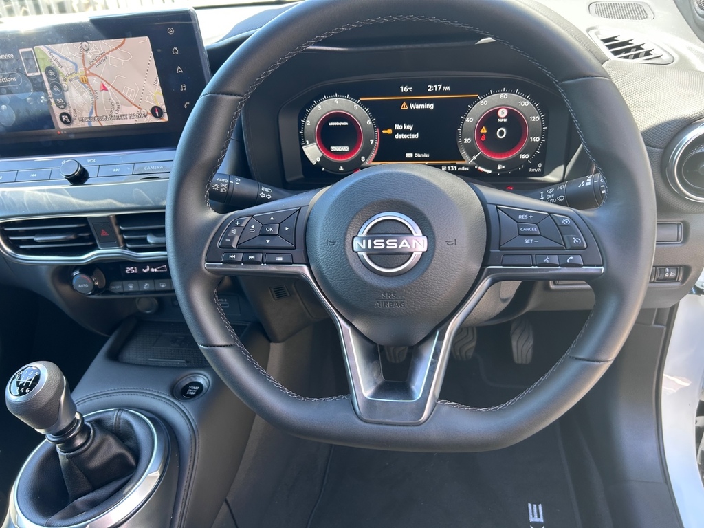 Nissan Juke 1.6 Tekna Suv Hybrid Euro 6 143 P WL75FBE White #9