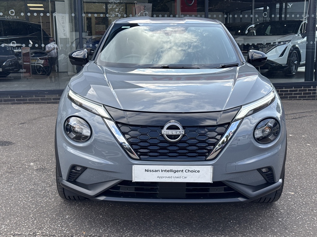 Nissan Juke 1.6 Hybrid Tekna OV75GNO Grey #2