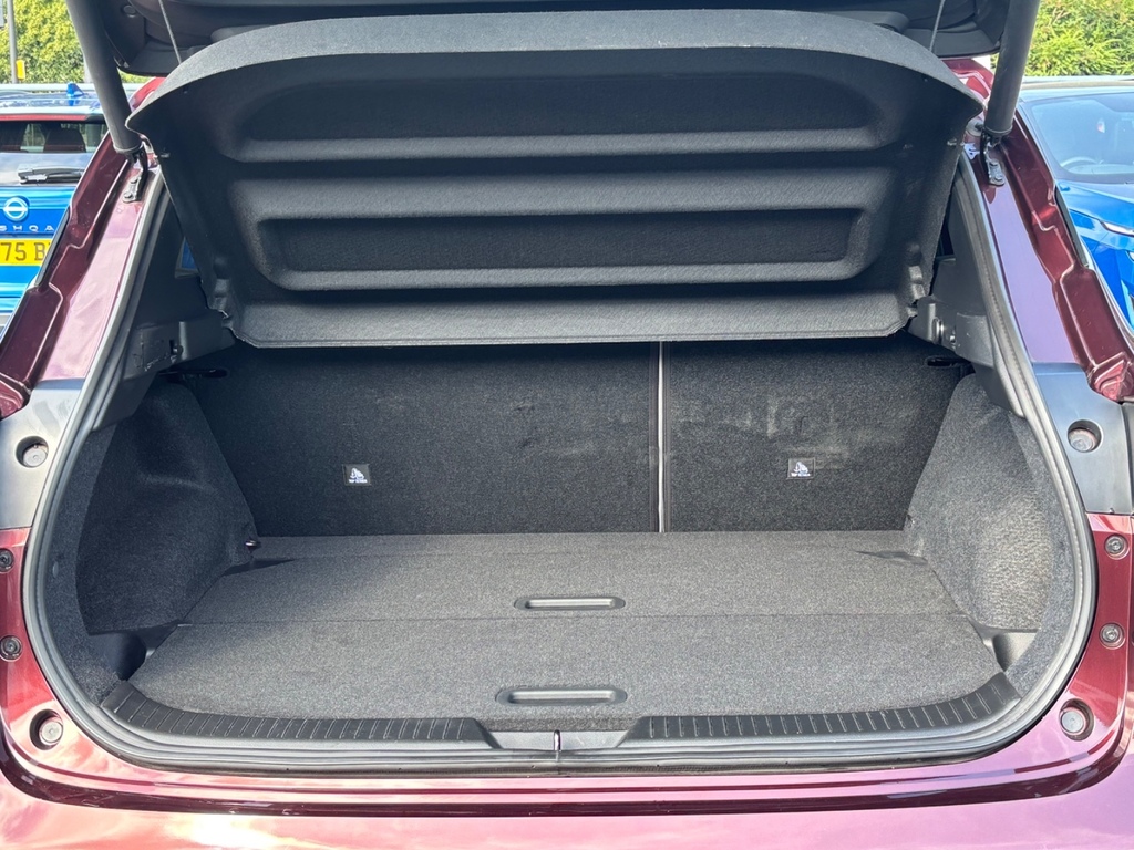 Nissan Qashqai 1.5 E-power Tekna YD23JSR Red #4