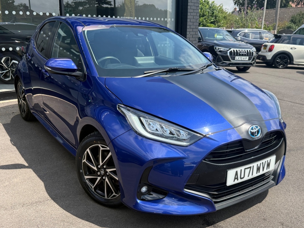 Toyota Yaris 1.5 Hybrid Design Cvt Blue
