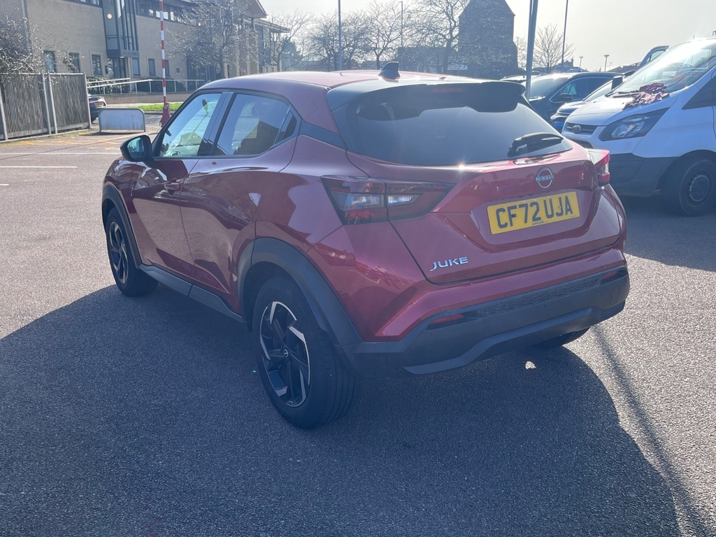 Nissan Juke 1.0 Dig-t 114 N-connecta Red #4