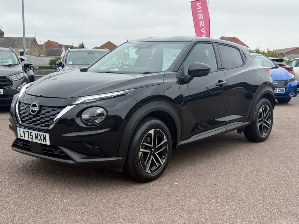 Nissan Juke 1.6 Hybrid N-connecta LY75MXN Black #3