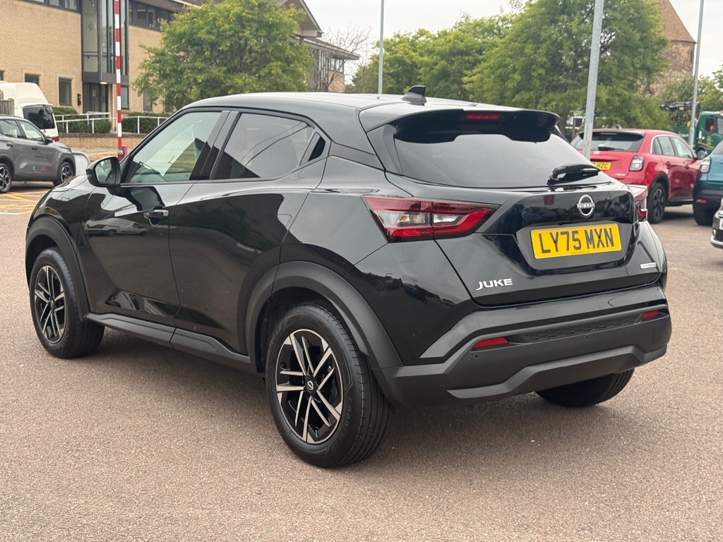 Nissan Juke 1.6 Hybrid N-connecta LY75MXN Black #5