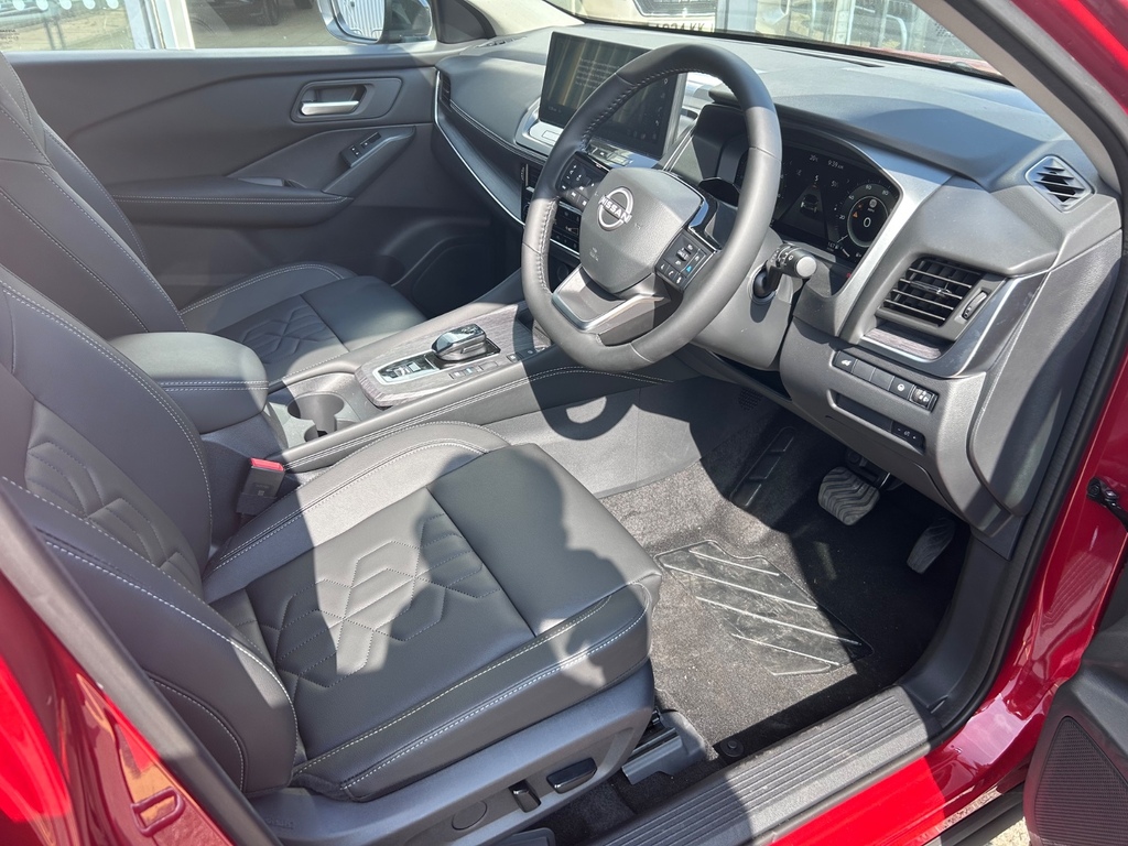 Nissan Qashqai 1.5 E-power 205 Tekna AP26KKF Red #6