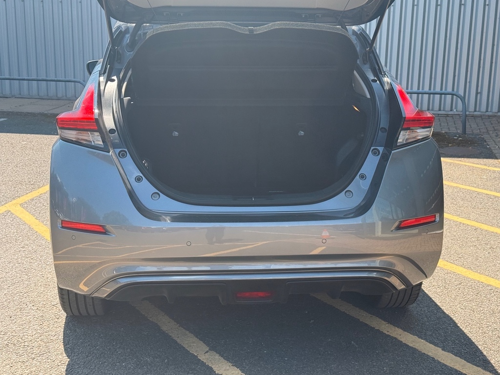 Nissan Leaf 110Kw Tekna 39Kwh Grey #5
