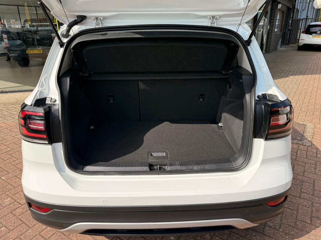 Volkswagen T-Cross 1.0 Tsi 110 United Dsg Estate White #6