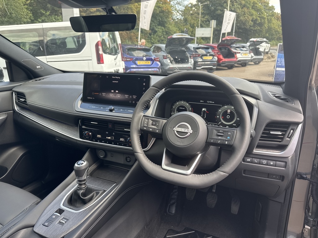 Nissan Qashqai 1.3 Dig-t Mh Tekna #3