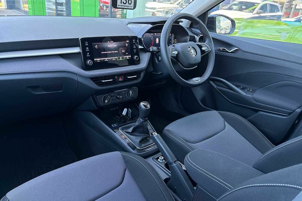 Skoda Fabia 1.0 Mpi 80 Colour Edition Silver #2