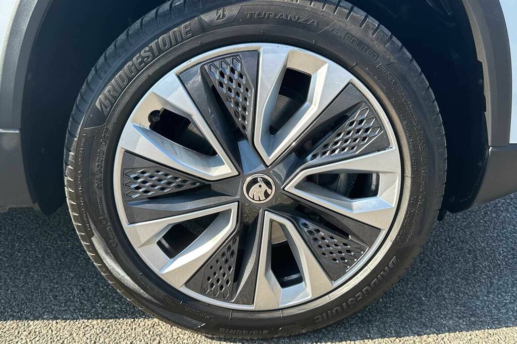 Skoda Karoq 1.5 Tsi Se L Dsg SK23HNZ White #5