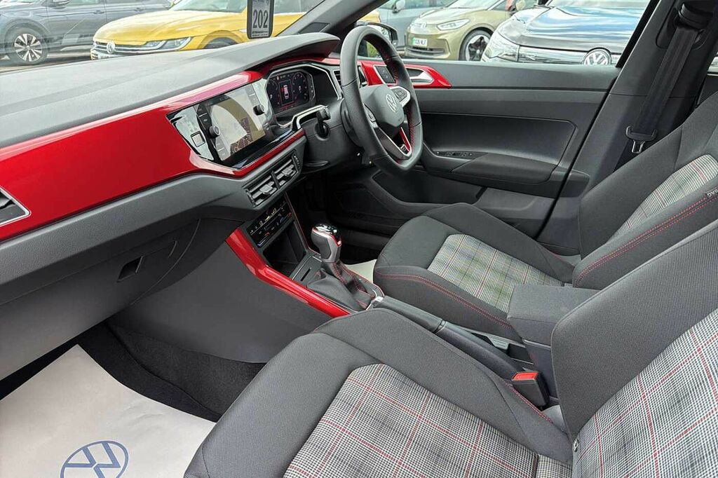 Volkswagen Polo 2.0 Tsi Gti Dsg KY26UBP Black #2