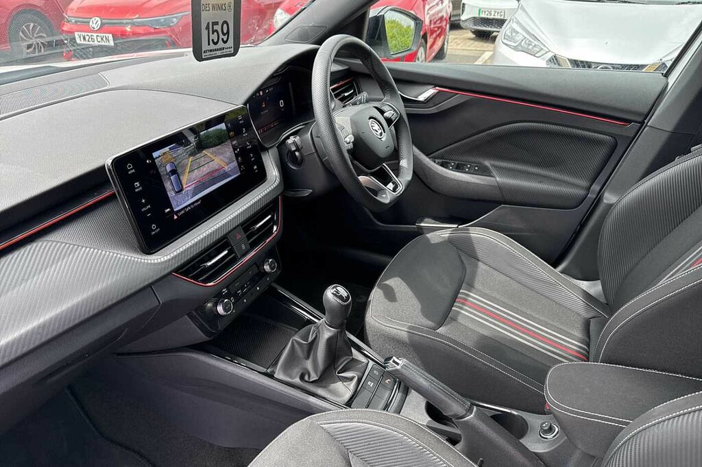 Skoda Kamiq 1.0 Tsi Monte Carlo YY74FEH White #2