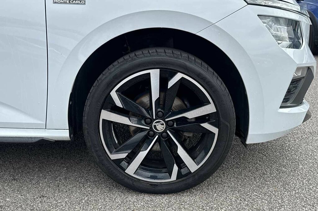 Skoda Kamiq 1.0 Tsi Monte Carlo YY74FEH White #5