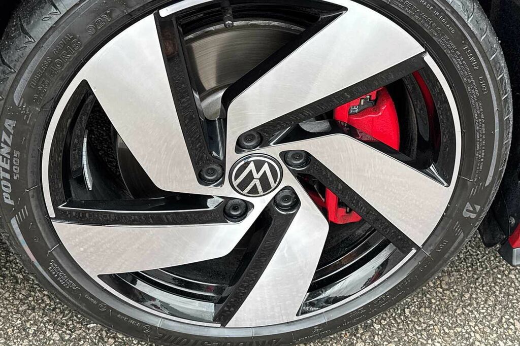 Volkswagen Golf Gti Mk8 Facelift 2024 2.0 Tsi 265Ps Dsg YY74KMJ Red #5