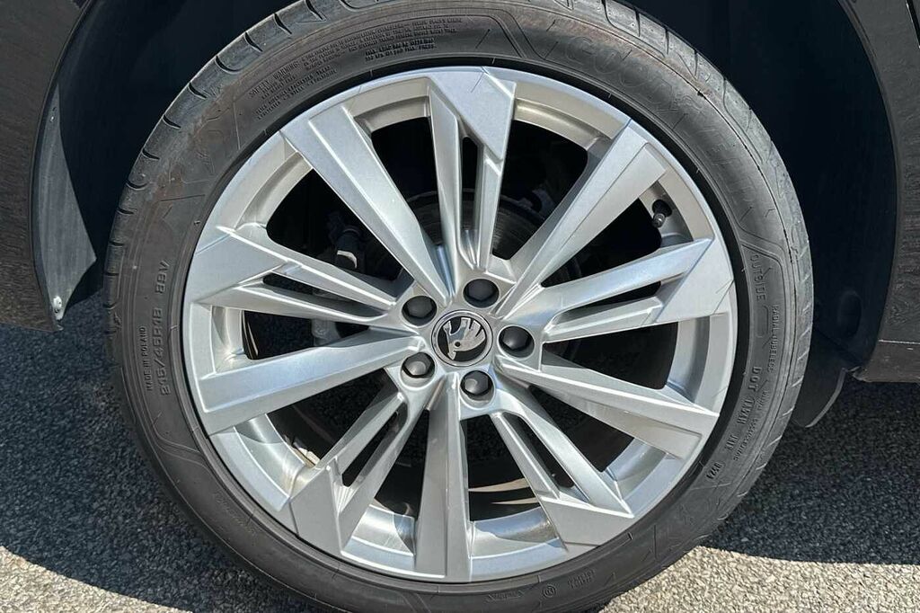 Skoda Kamiq 1.0 Tsi Se L Dsg Black #5