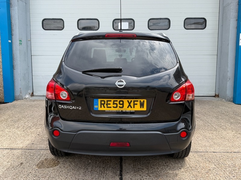 Nissan Qashqai+2 1.6 Visia 2Wd Black #5