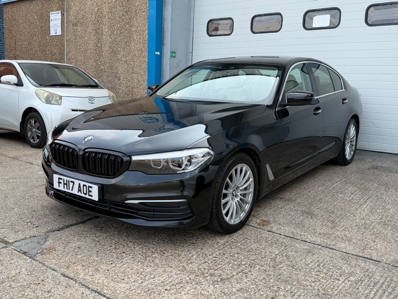 BMW 5 Series 530D Se Euro FH17AOE Black #4