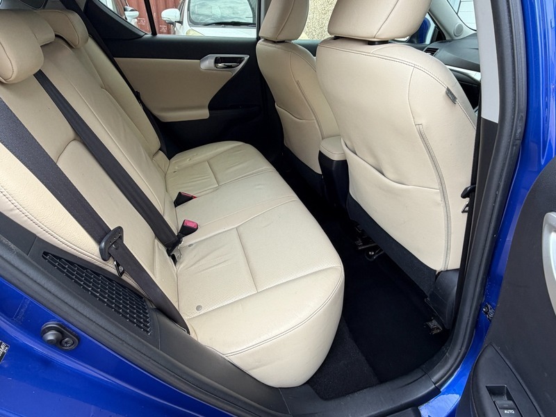 Lexus CT 1.8 Se-l Cvt Euro 5 Ss Black #14