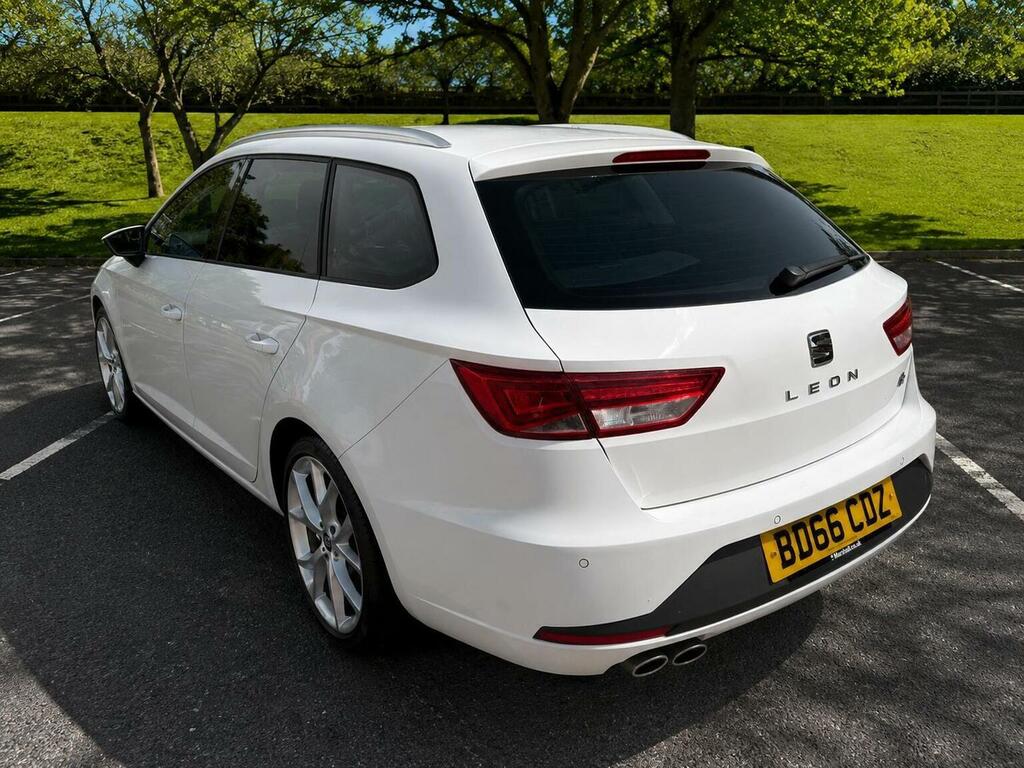 Seat Leon Estate 2.0 Tdi Fr Sport Tourer Euro 6 Ss 2 BD66CDZ White #4