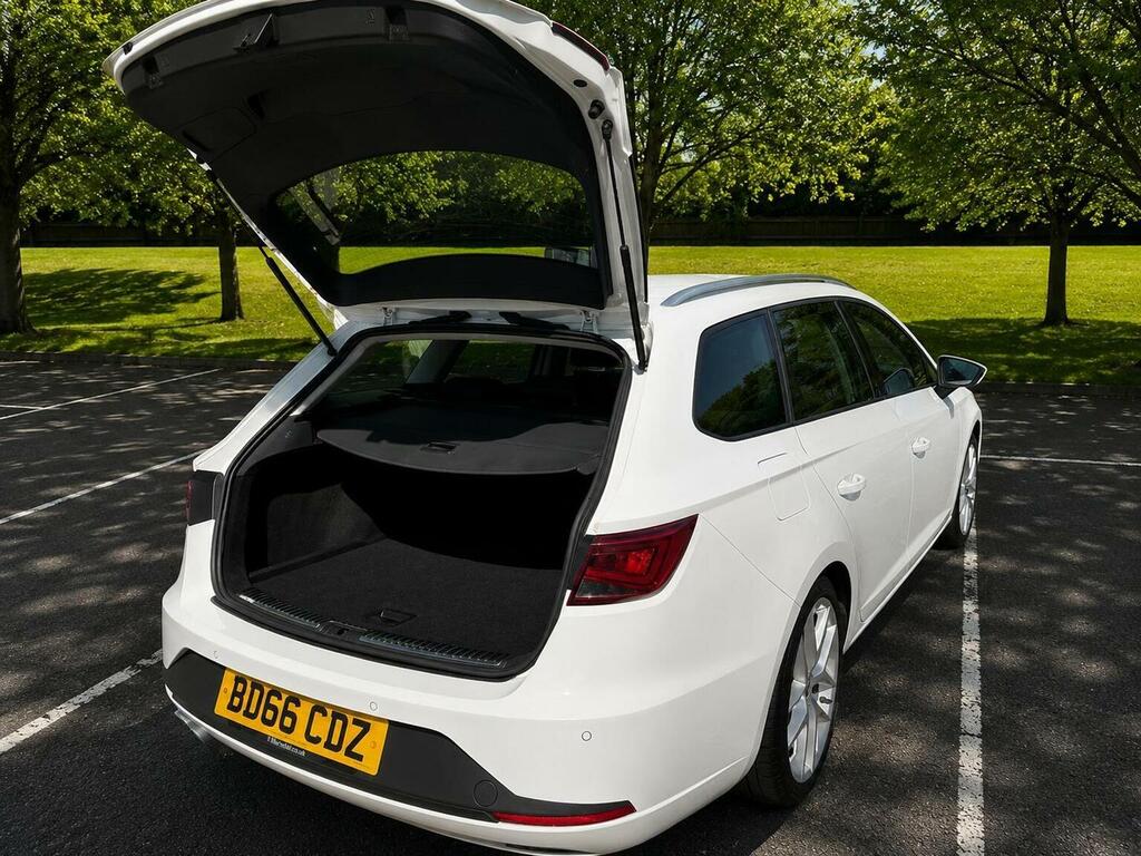 Seat Leon Estate 2.0 Tdi Fr Sport Tourer Euro 6 Ss 2 BD66CDZ White #5