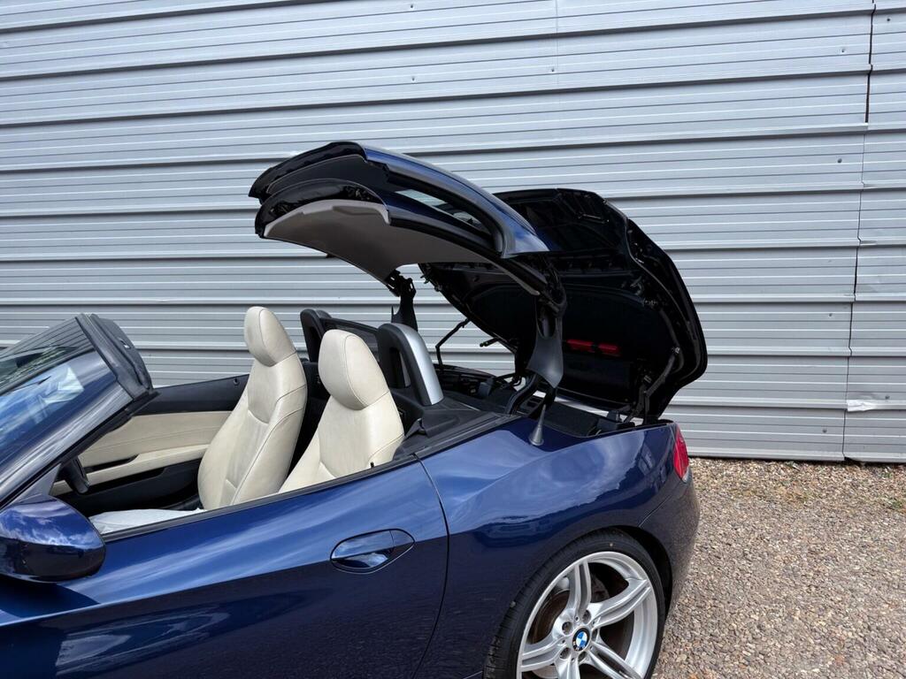 BMW Z4 Z4 Sdrive20i M Sport Roadster White #52