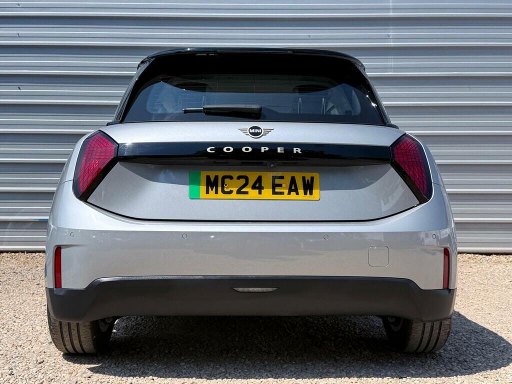 Mini Electric Hatchback E 40.7Kwh Classic 202424 Silver #2