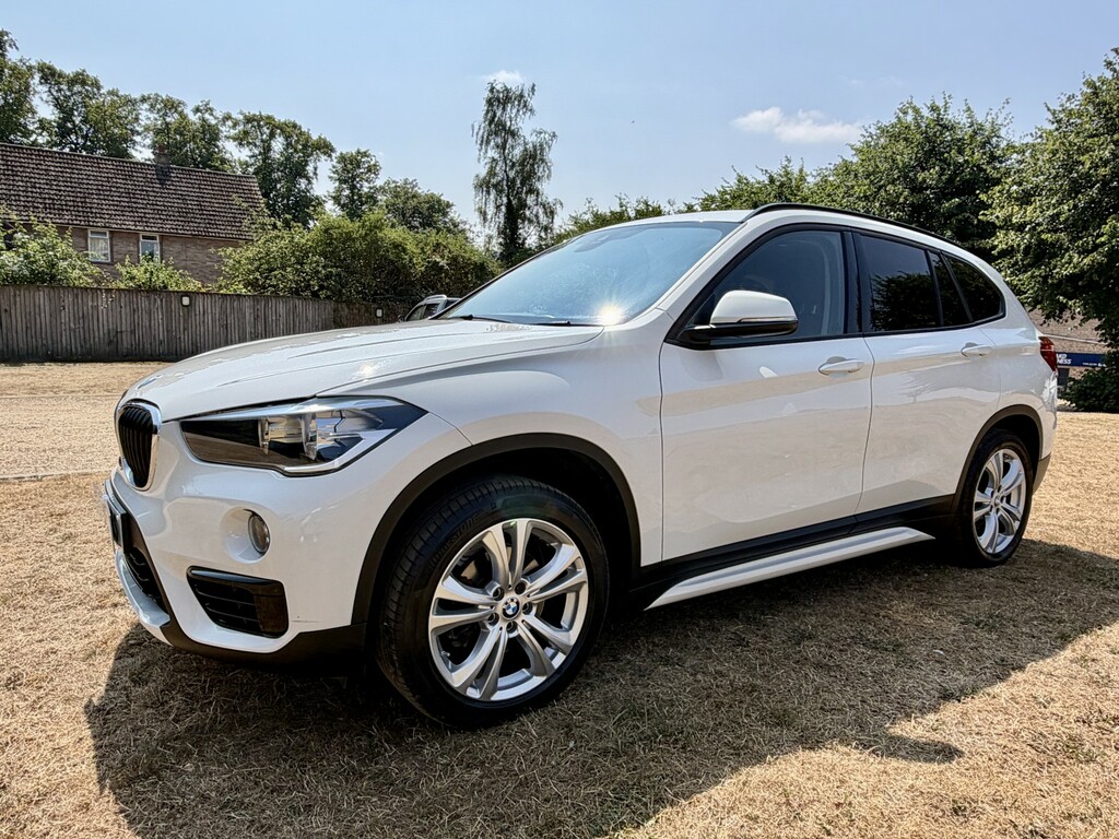 BMW X1 Suv 1.5 X1 Sdrive18i Sport 201919 White #2