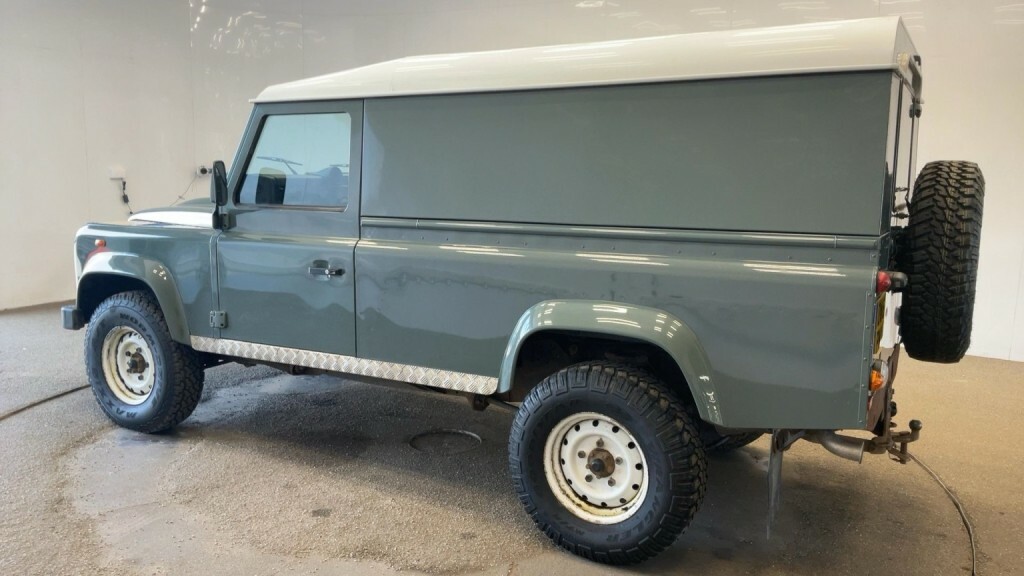 Land Rover Defender 110 Tdci Xs Grey #16
