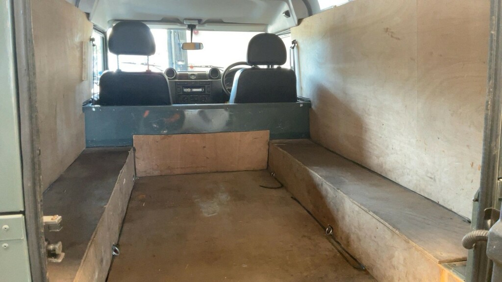 Land Rover Defender 110 Tdci Xs Grey #12
