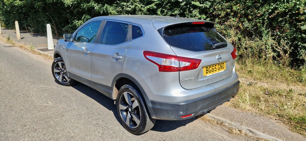 Nissan Qashqai 1.5 Dci N-tec BG65GNO Silver #2