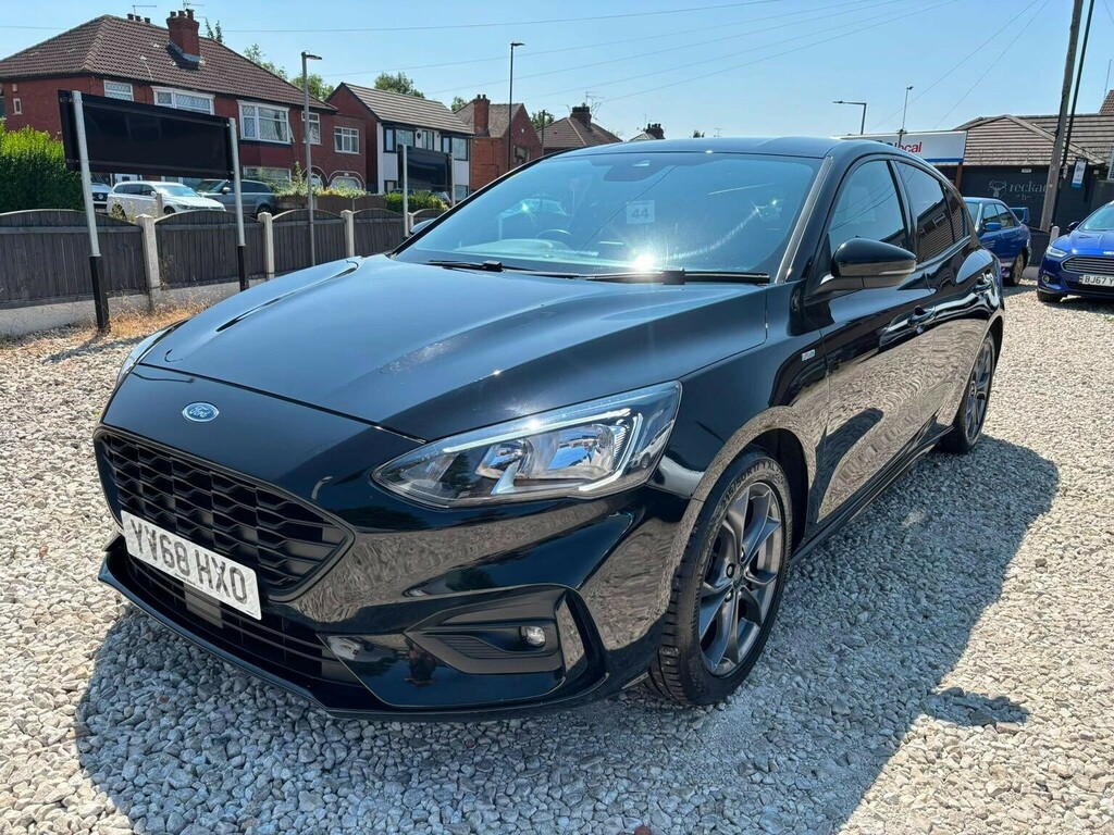 Ford Focus Hatchback 1.0T Ecoboost St-line Euro 6 Ss YV68HXO Black #6