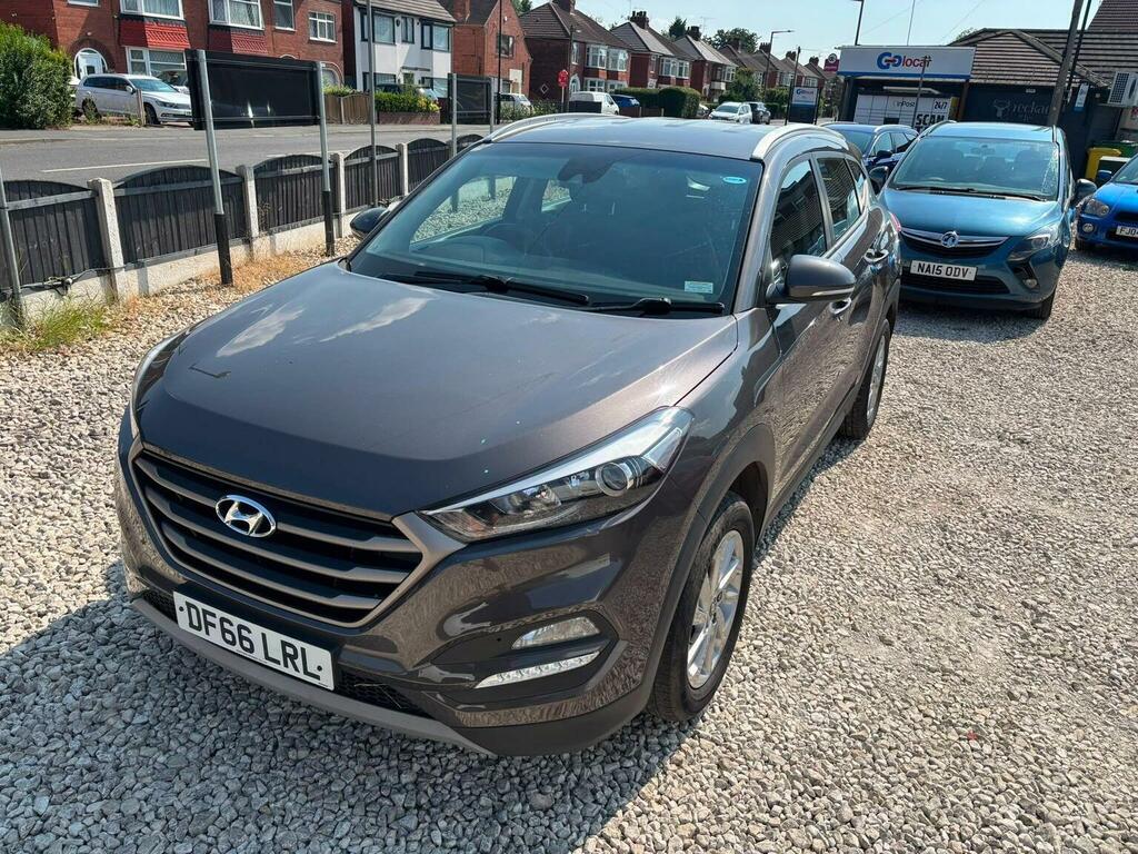Hyundai Tucson 1.7 Crdi Blue Drive Se Nav Euro 6 Ss Grey #2