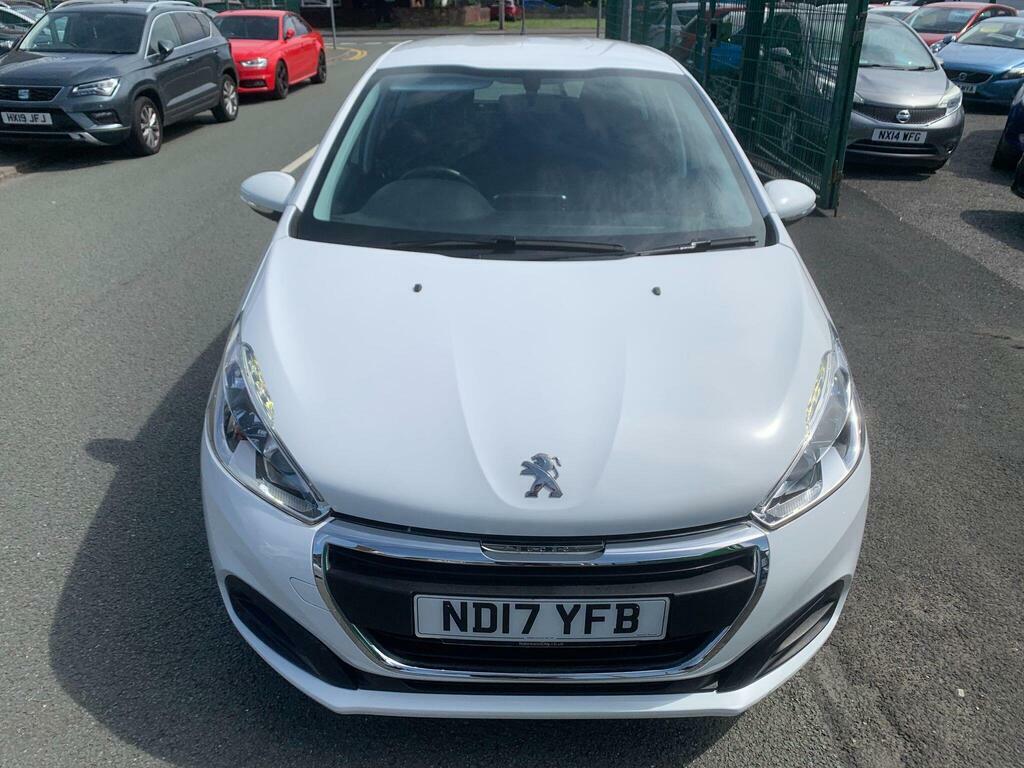 Peugeot 208 1.2 Puretech Active Euro 6 White #2