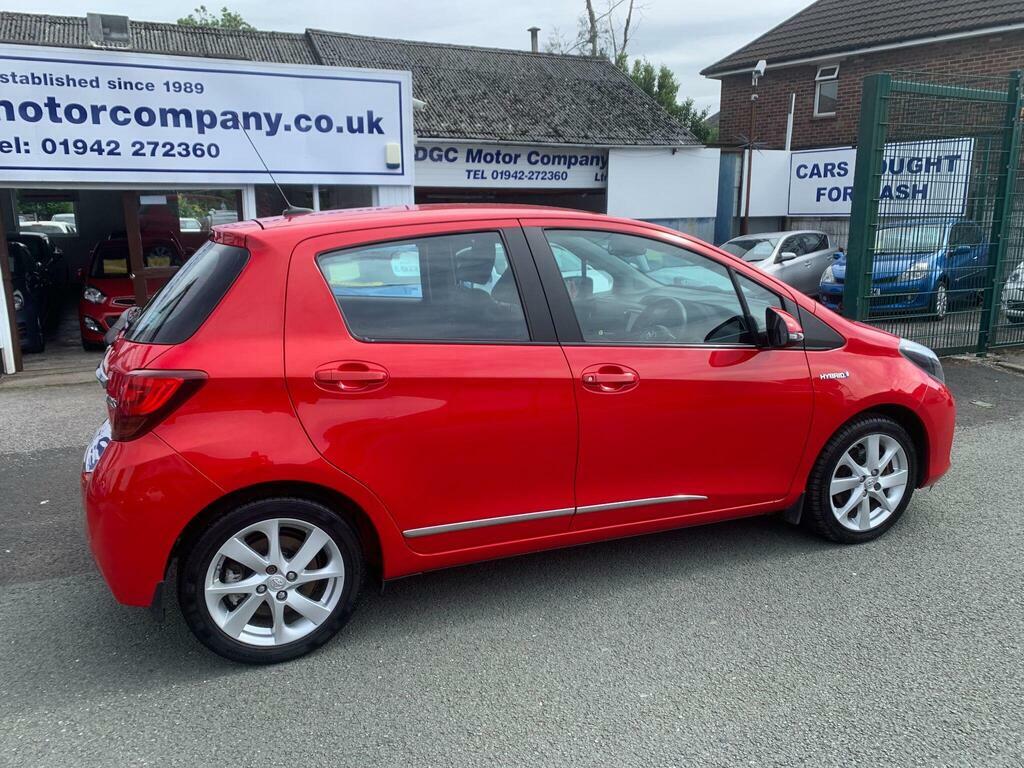 Toyota Yaris 1.5 Vvt-h Excel E-cvt Euro 6 Red #6