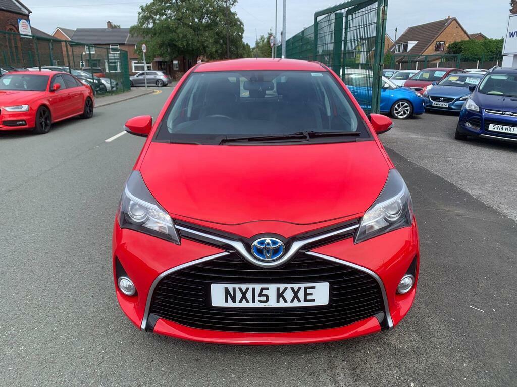 Toyota Yaris 1.5 Vvt-h Excel E-cvt Euro 6 Red #2