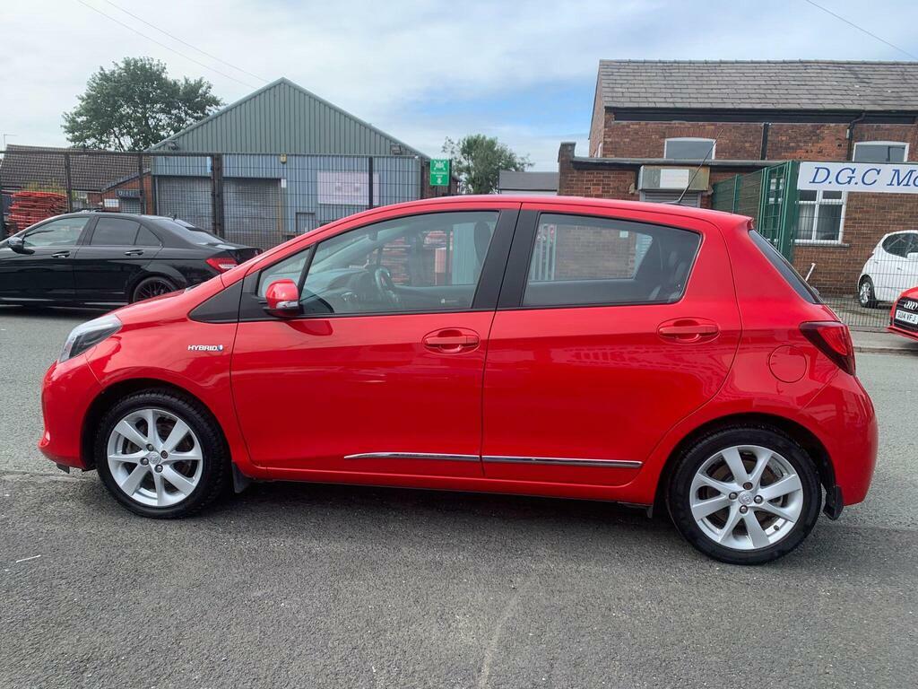 Toyota Yaris 1.5 Vvt-h Excel E-cvt Euro 6 Red #5