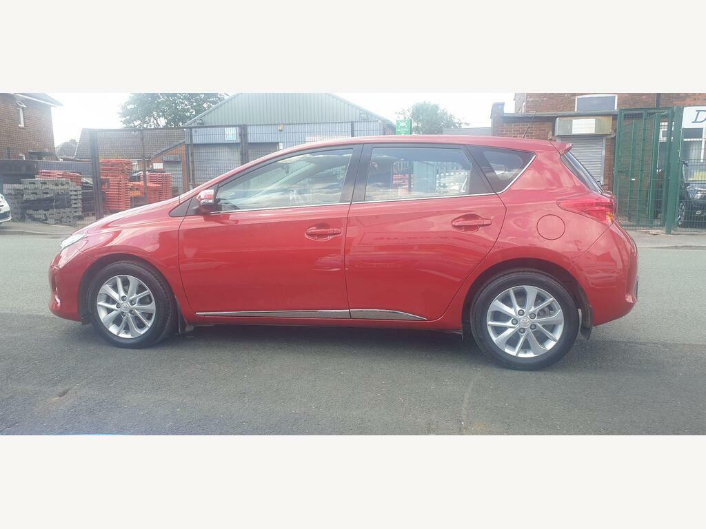 Toyota Auris 1.33 Dual Vvt-i Icon Euro 5 S S Red #5