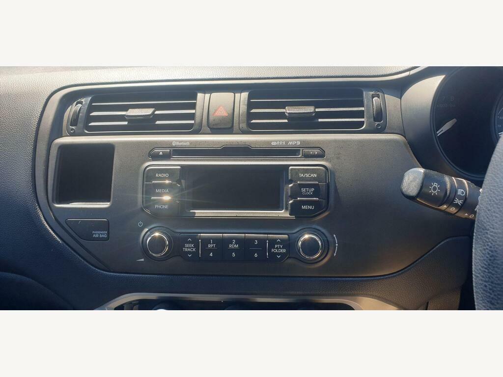 Kia RIO 2013 Kia Rionbsp1.25 1 Euro 5 30Tax Low Mi White #16
