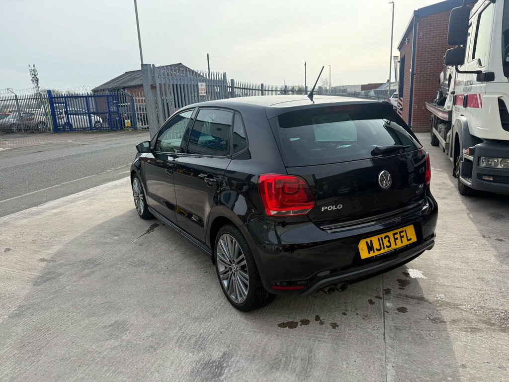 Volkswagen Polo 1.2 Tdi Match Euro 5 Black #4