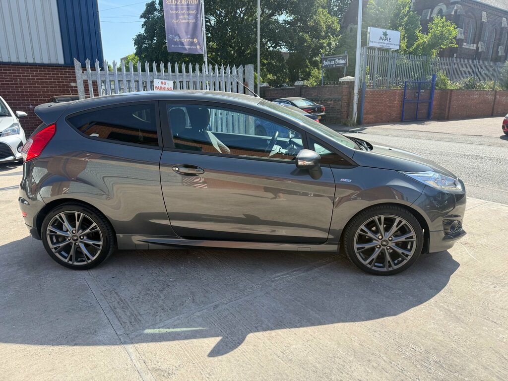 Ford Fiesta 1.0T Ecoboost St-line Hatchback Grey