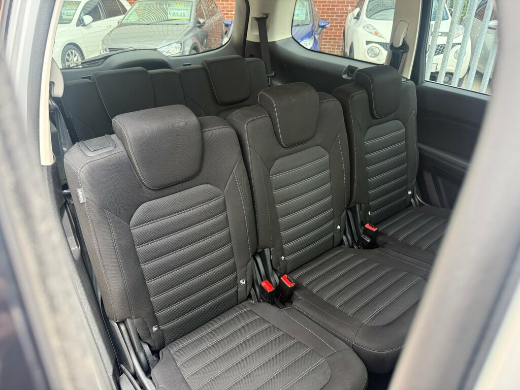 Ford Galaxy 2.5 Fhev 190 Titanium Cvt Red #27