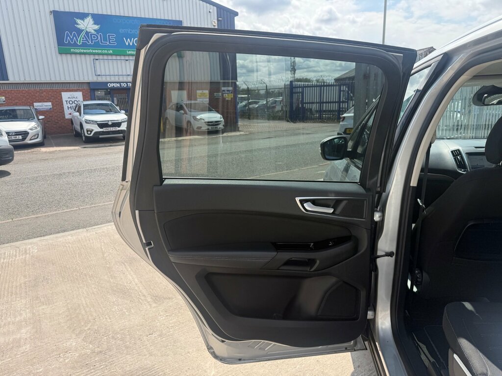 Ford Galaxy 2.5 Fhev 190 Titanium Cvt Red #15