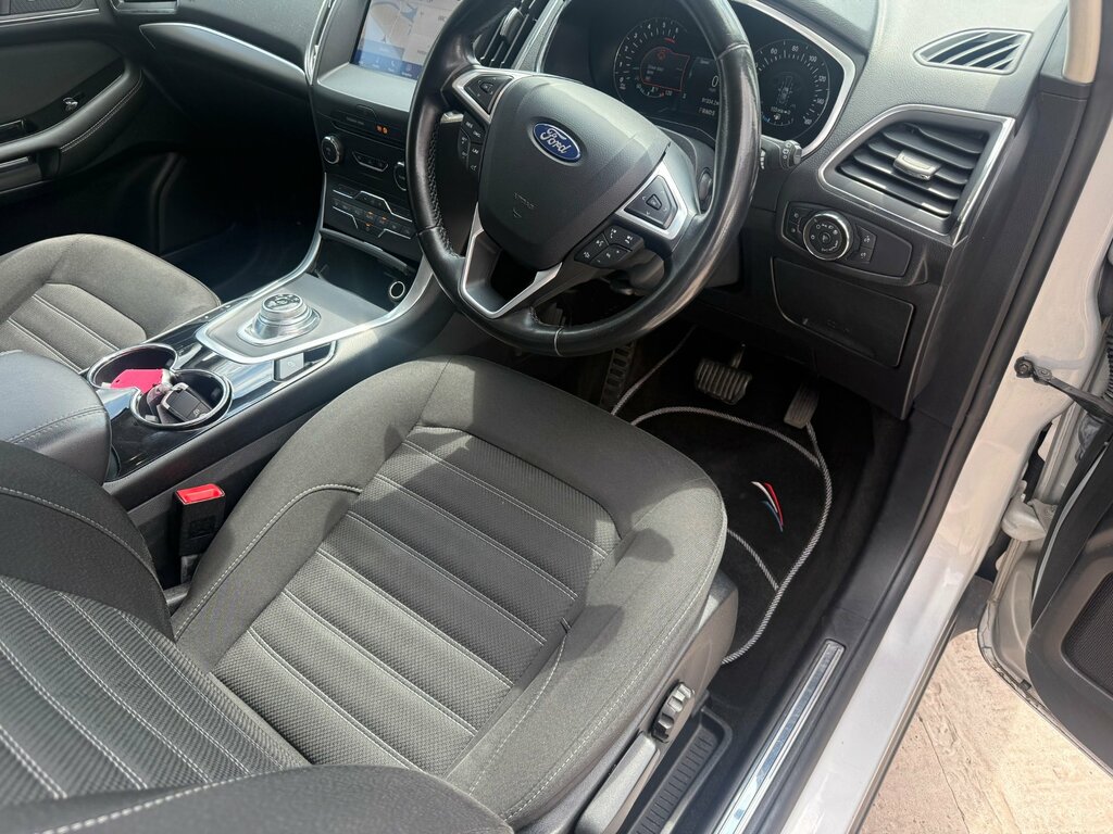 Ford Galaxy 2.5 Fhev 190 Titanium Cvt Red #31
