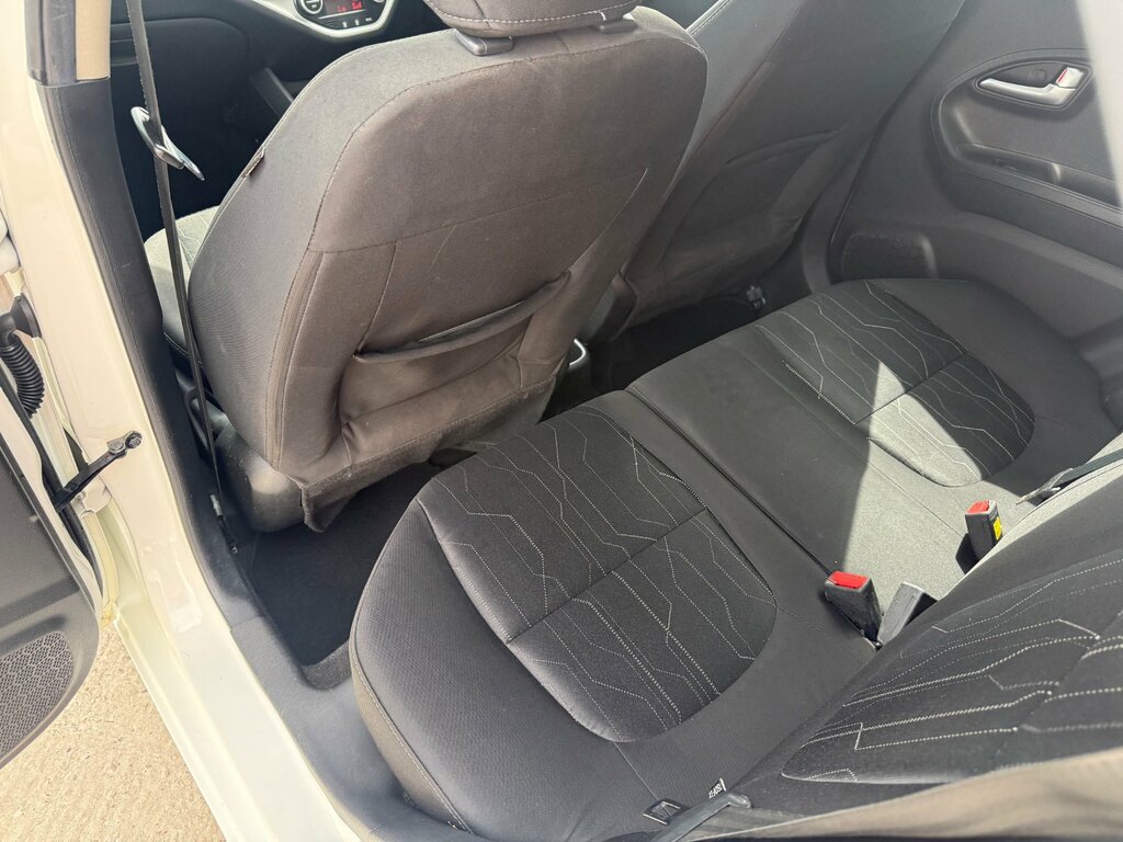 Kia Picanto 1.25 Gt-line White #15