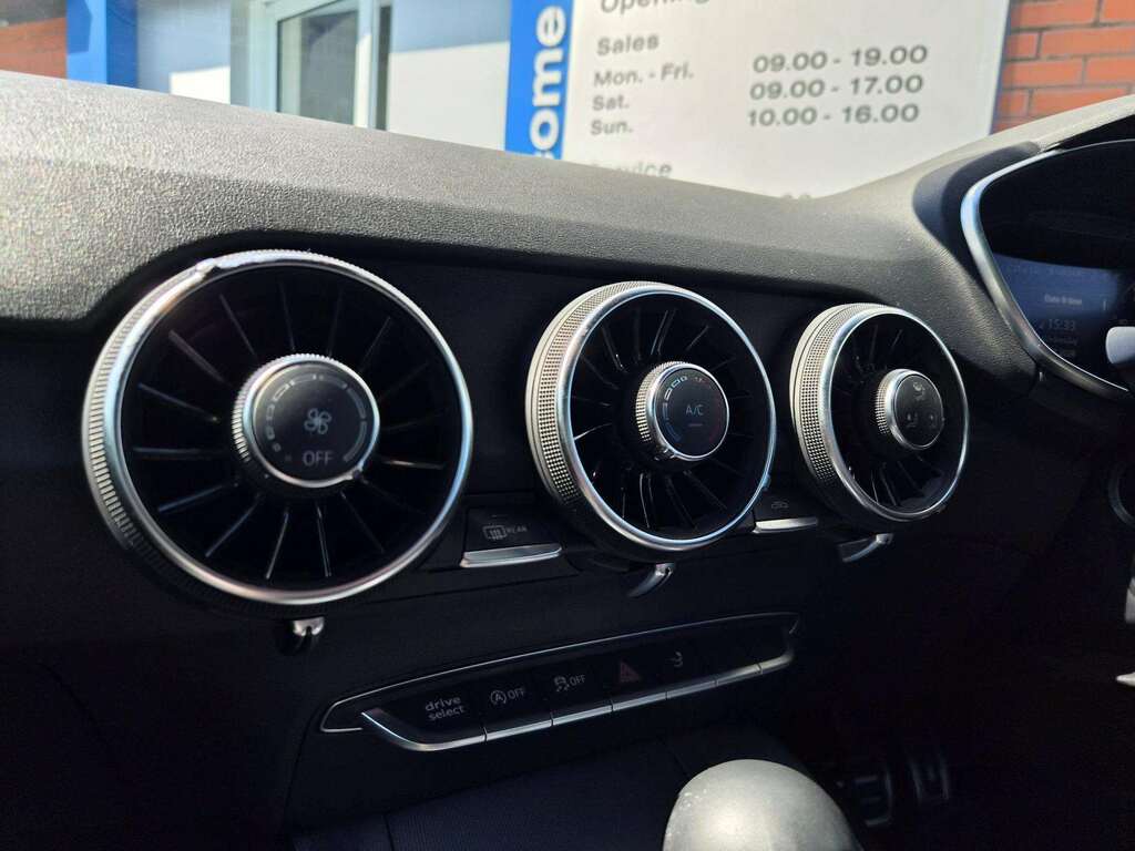 Audi TT 45 Tfsi Black Edition S Tronic Tech Pack Black #27