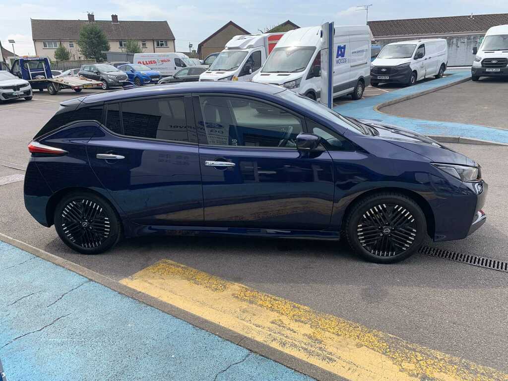 Nissan Leaf N-connecta Blue #4