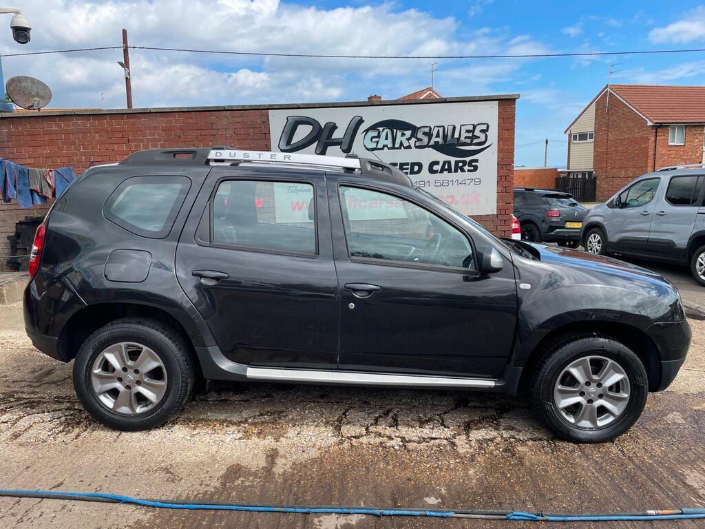 Dacia Duster 1.5 Dci Laureate Euro 6 S S NJ16WTR Black #2