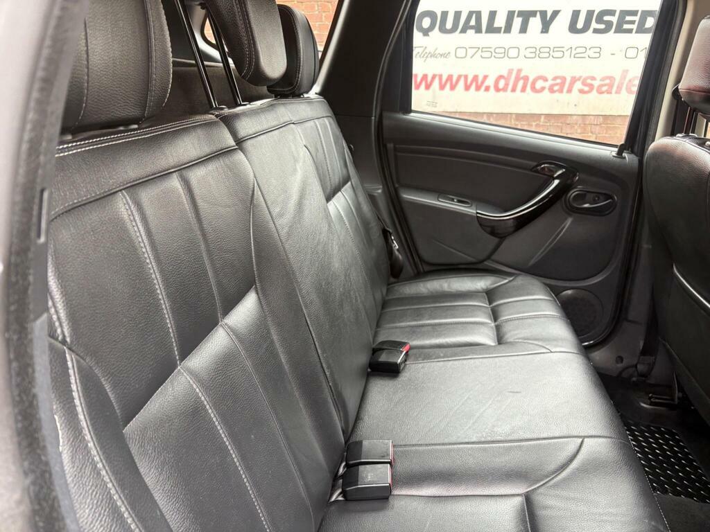 Dacia Duster 1.5 Dci 110 Laureate 4X4 - 2015 65 Black #19