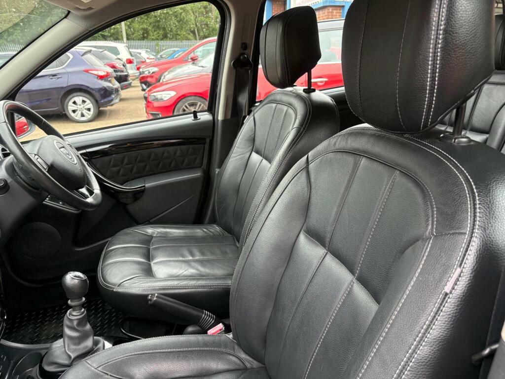 Dacia Duster 1.5 Dci 110 Laureate 4X4 - 2015 65 Black #20